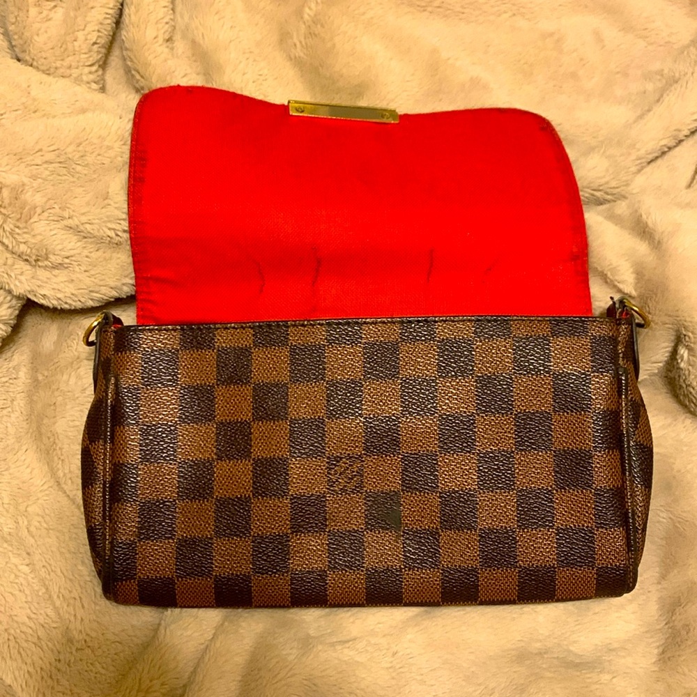 Vintage Lou Lou Pouch w/ No chain!